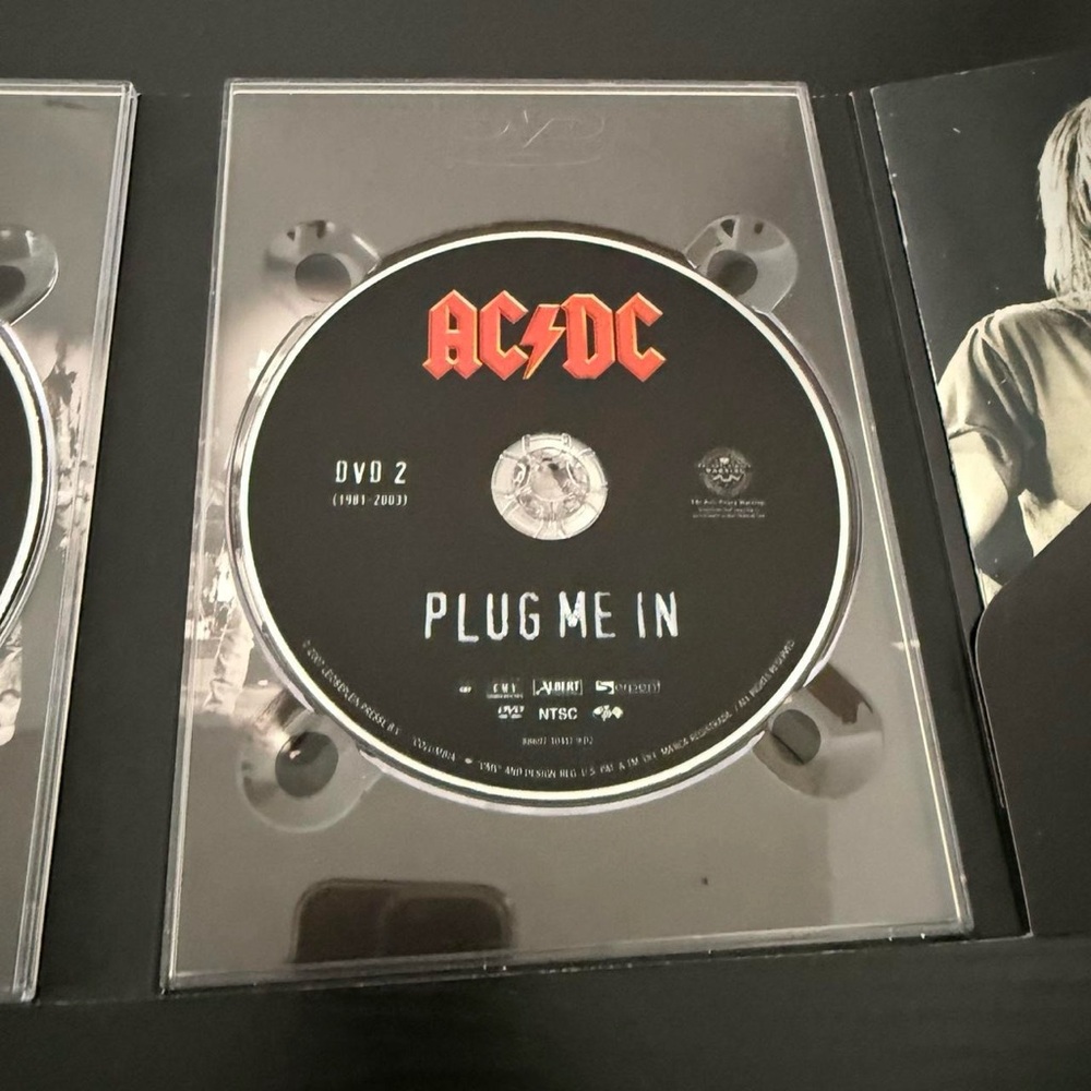AC/DC Plug Me In DVD 2 Disc Set with insert - Picture 6 of 8